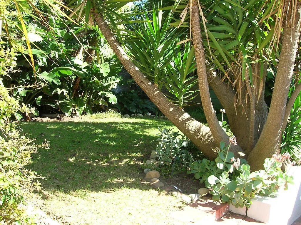 Couette-café Bed and Breakfast Somerset Place à Constantia